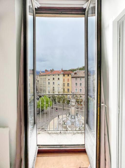 Hyper-Centre De Grenoble, Suite Parentale - Wifi Fibre - Cocon Eksteriør billede